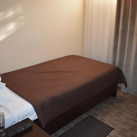 Garni Hotel Lion Jagodina Eksteriør billede