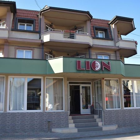 Garni Hotel Lion Jagodina Eksteriør billede