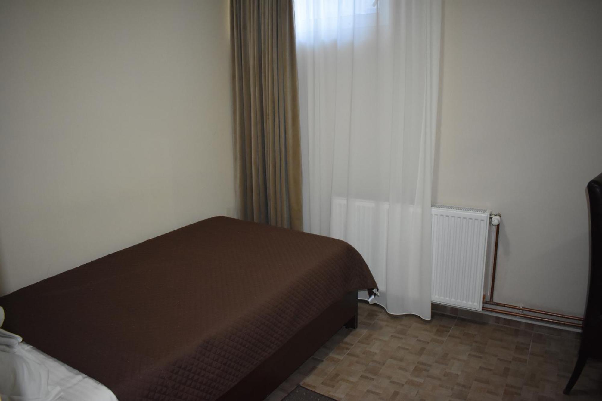 Garni Hotel Lion Jagodina Eksteriør billede