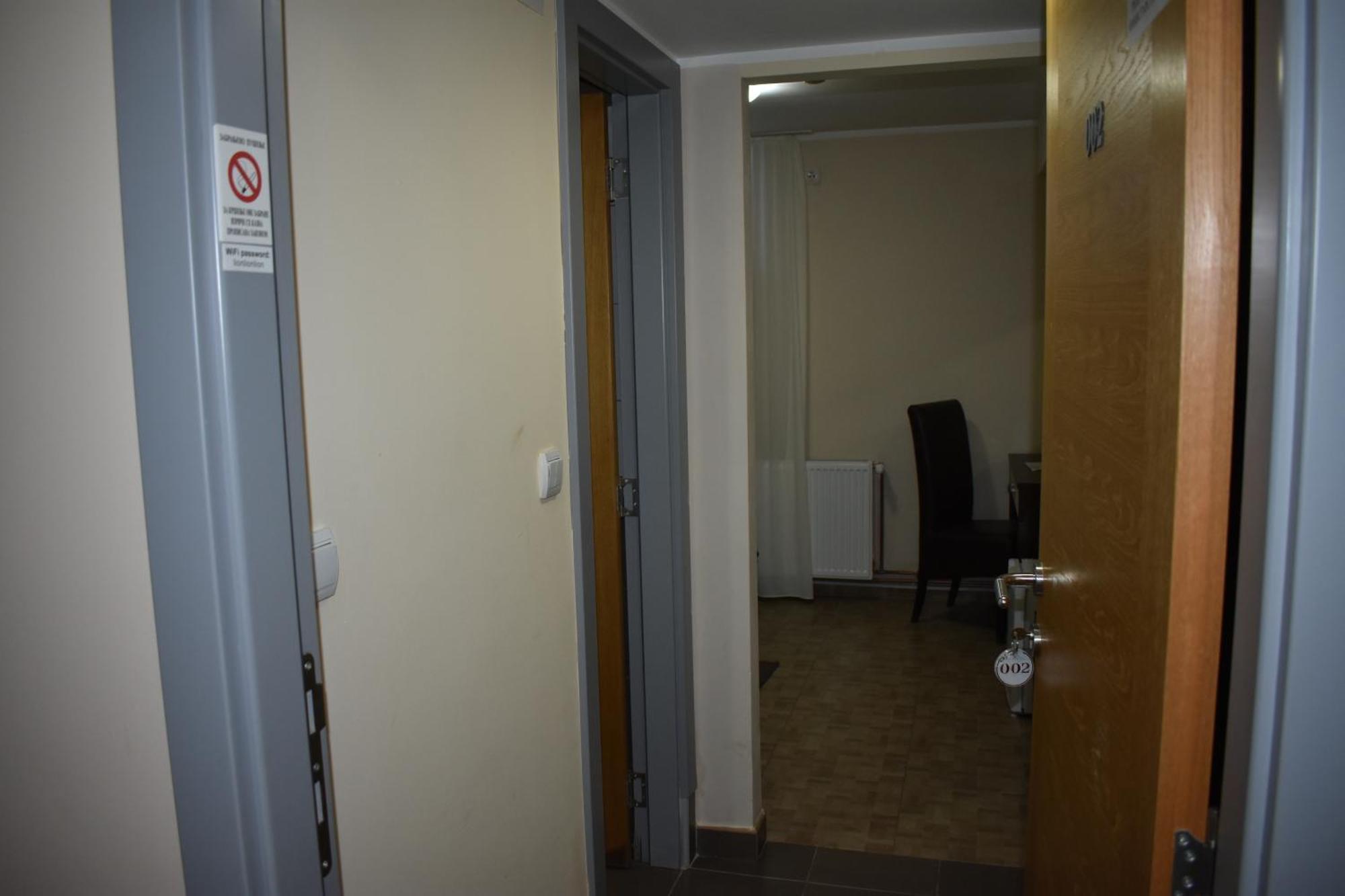 Garni Hotel Lion Jagodina Eksteriør billede