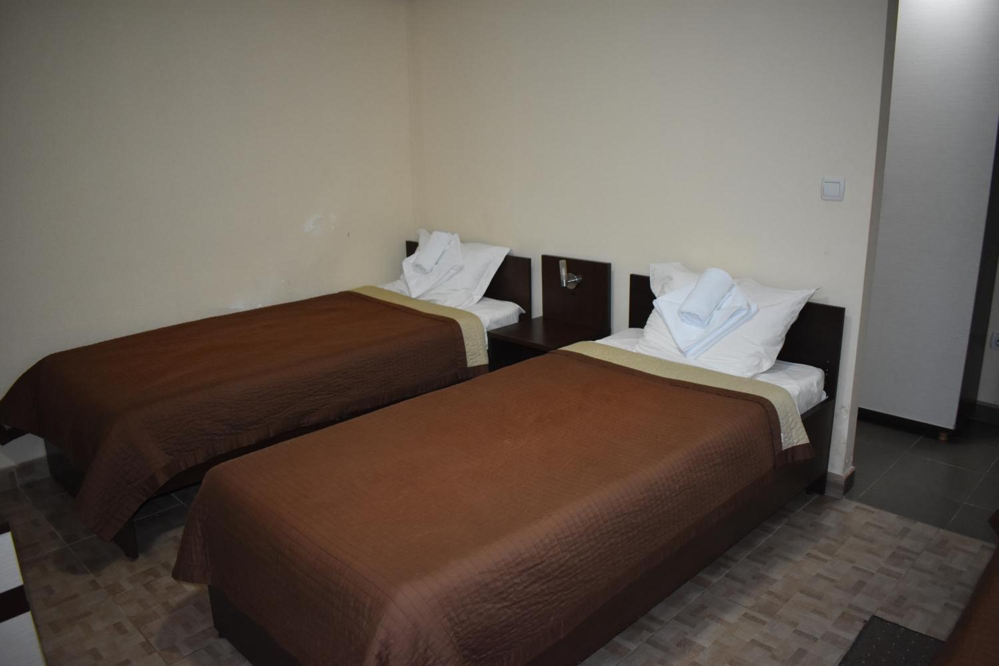 Garni Hotel Lion Jagodina Eksteriør billede